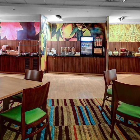 Fairfield Inn & Suites By Marriott Lansing At Eastwood Esterno foto