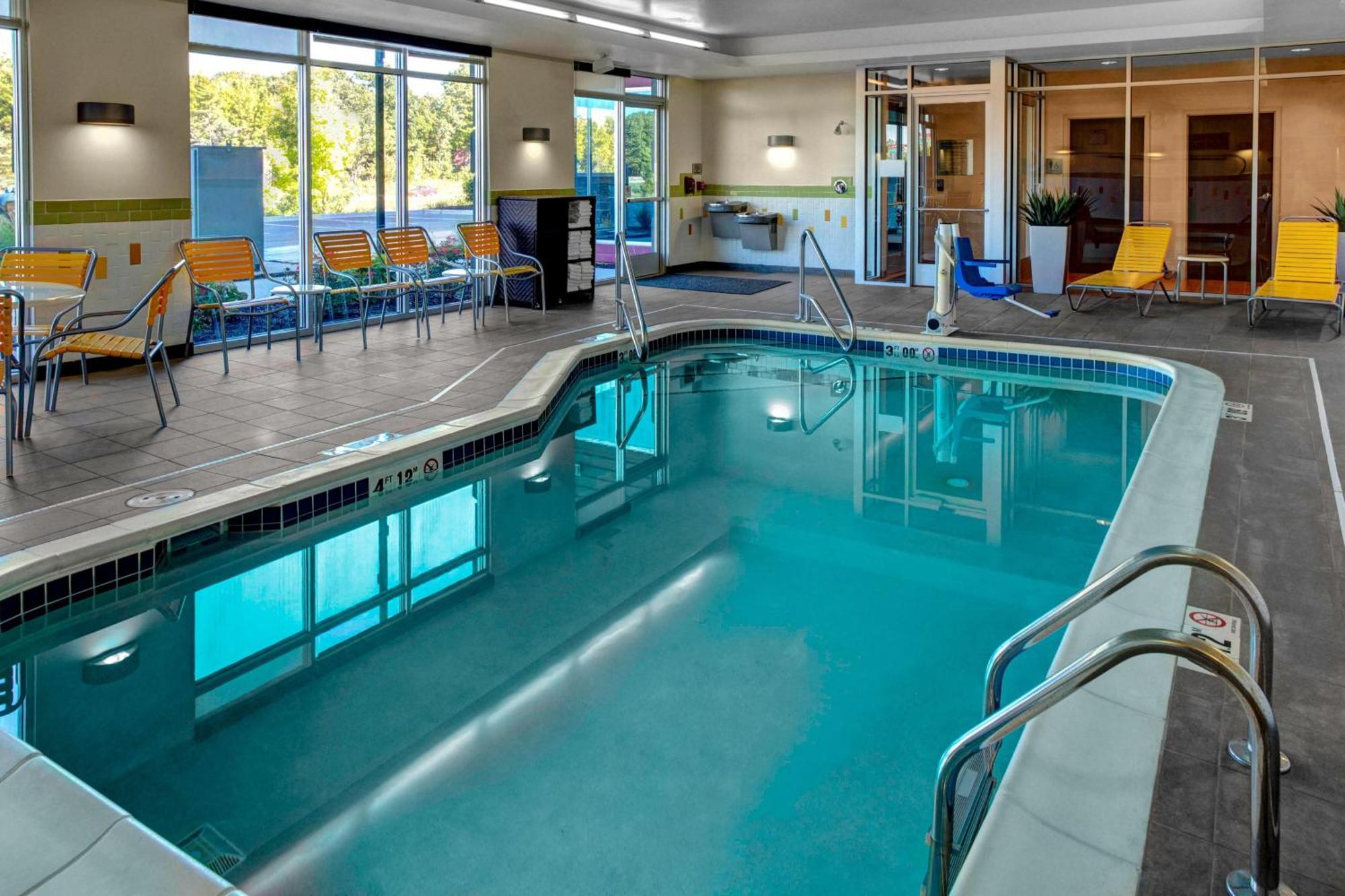 Fairfield Inn & Suites By Marriott Lansing At Eastwood Esterno foto