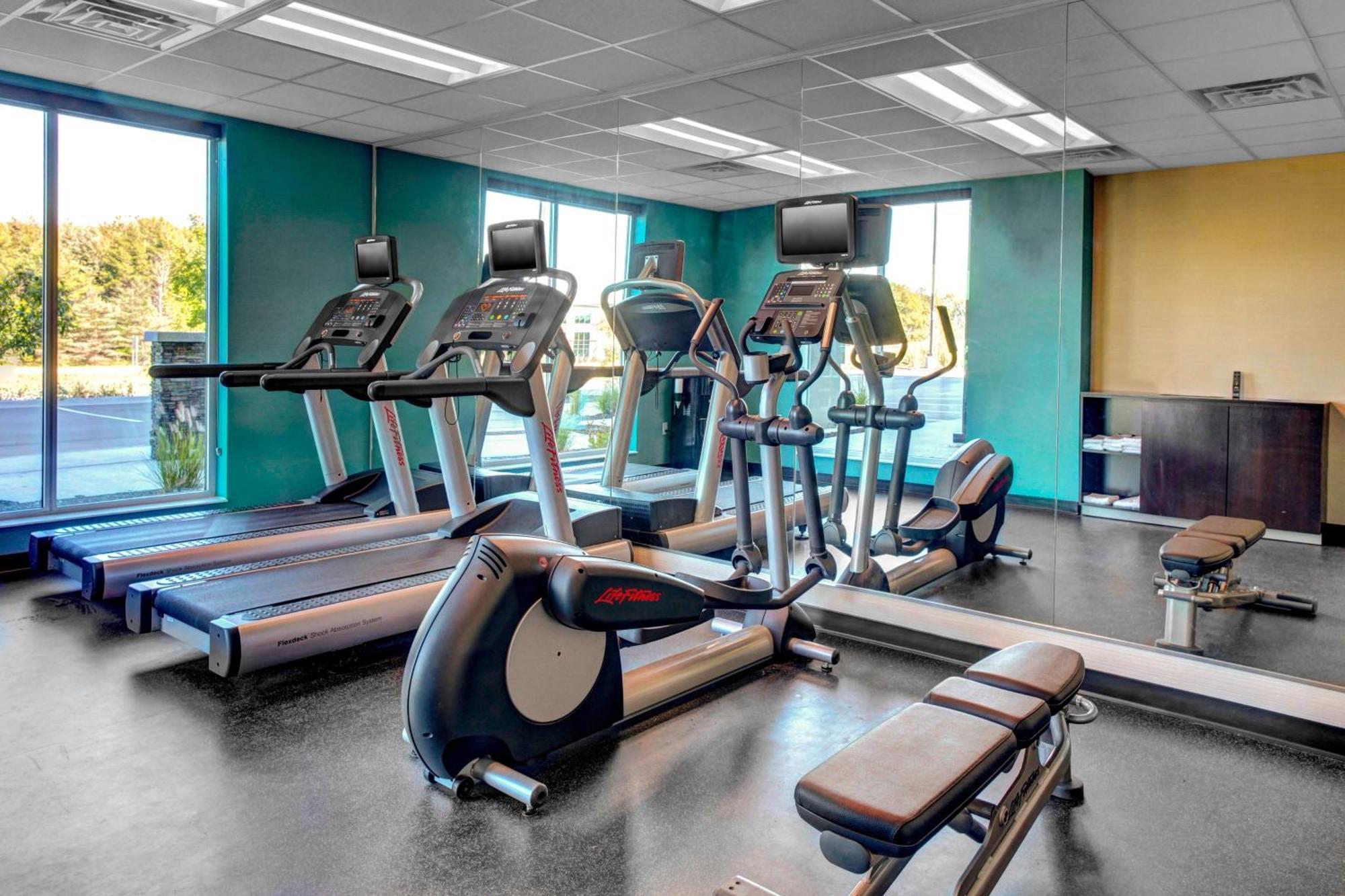 Fairfield Inn & Suites By Marriott Lansing At Eastwood Esterno foto