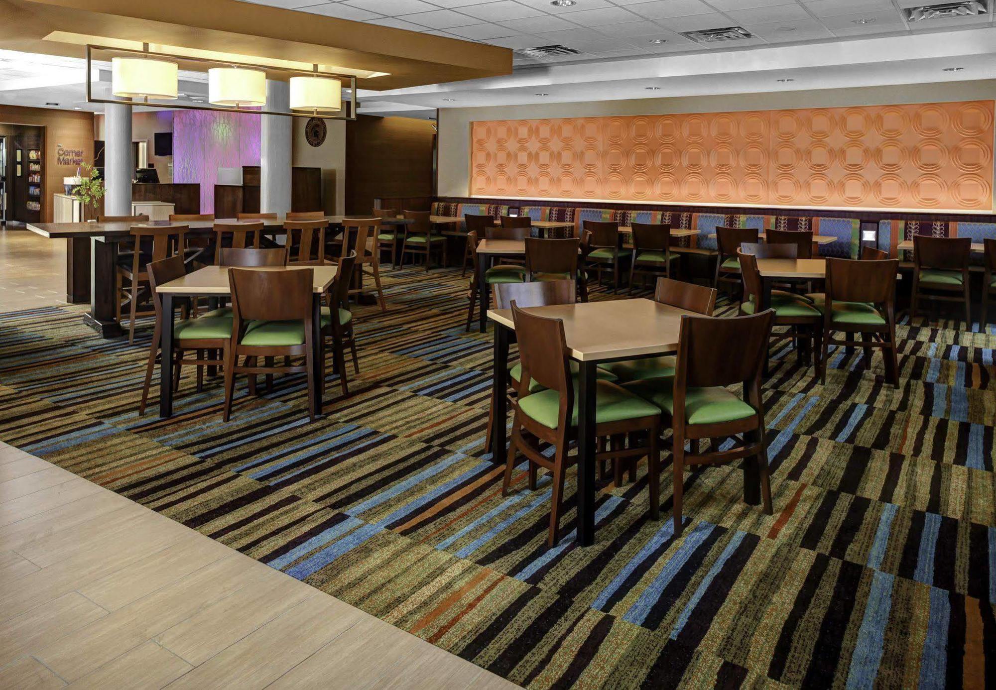 Fairfield Inn & Suites By Marriott Lansing At Eastwood Esterno foto