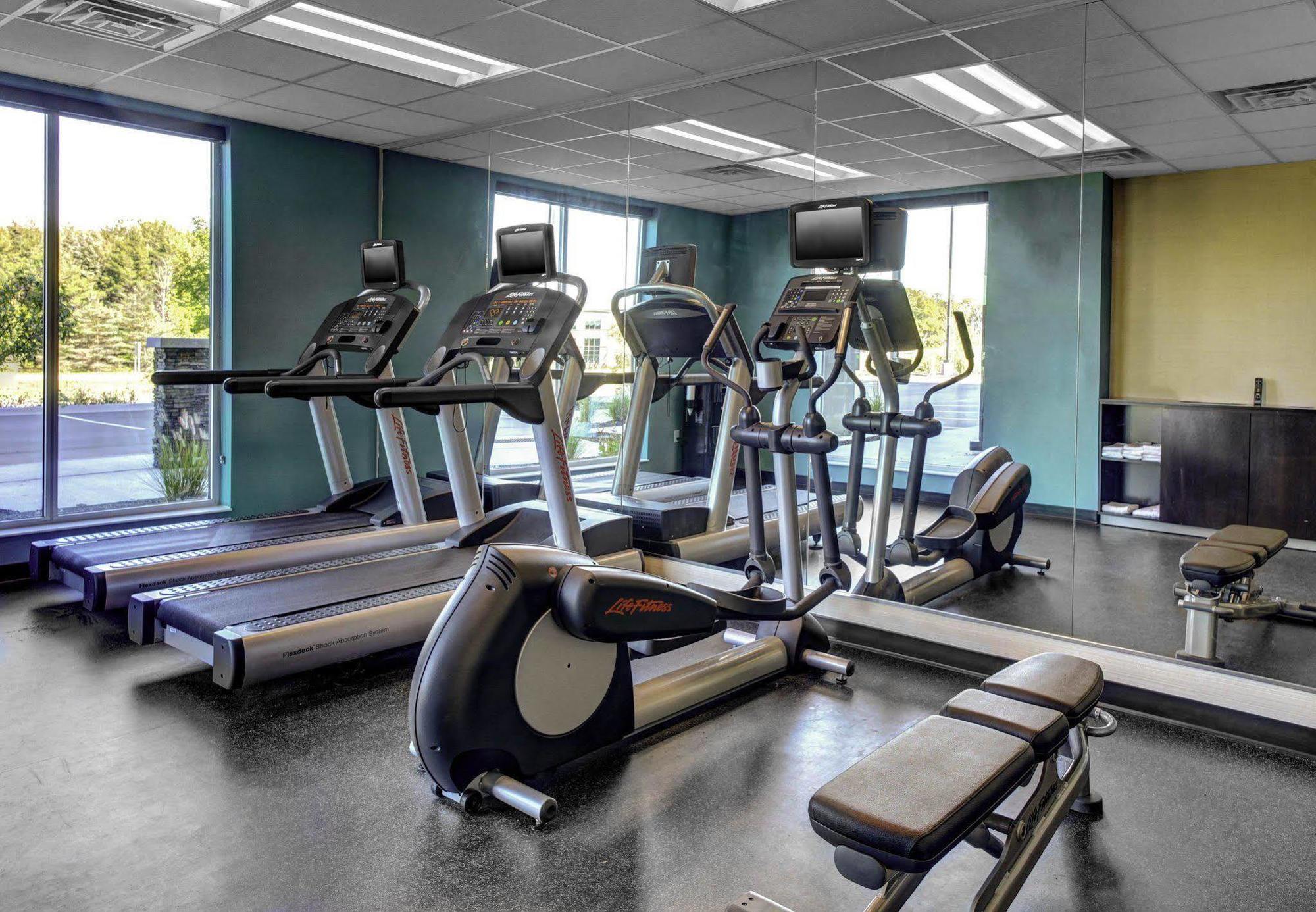 Fairfield Inn & Suites By Marriott Lansing At Eastwood Esterno foto
